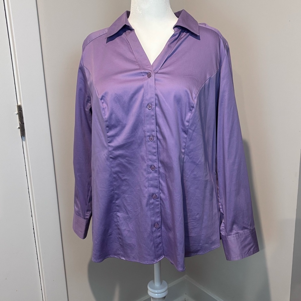Lane Bryant Purple Button-Front Blouse • Plus Size 20 • 97% Cotton / 3% Spandex